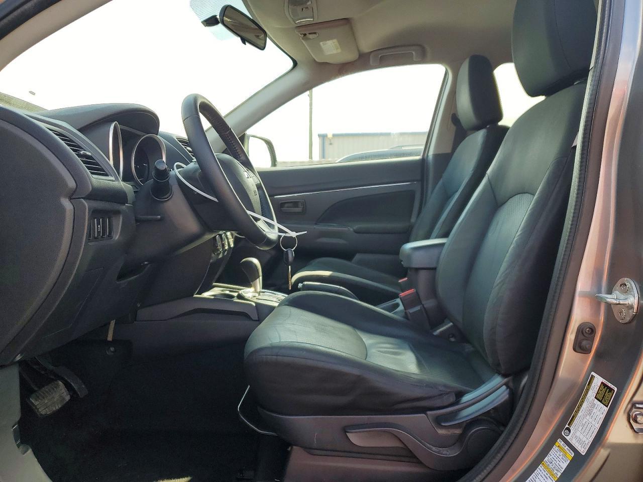 2015 Mitsubishi Outlander Sport Es - zdjęcie 7