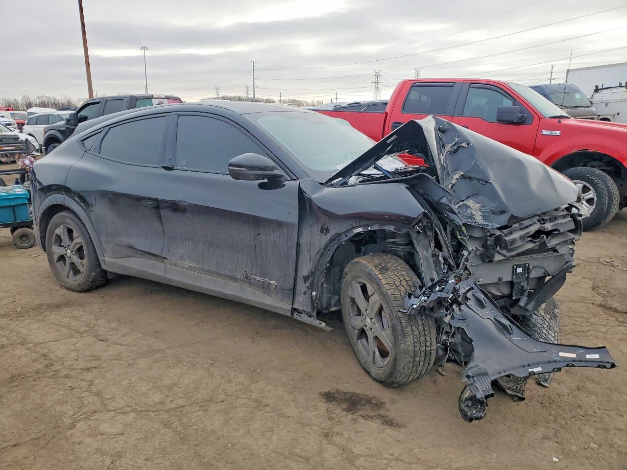 2022 Ford Mustang Mach-E Select - zdjęcie 4