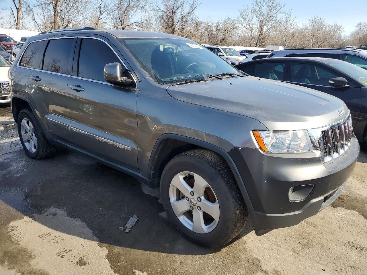 2013 Jeep Grand Cherokee Laredo - zdjęcie 4