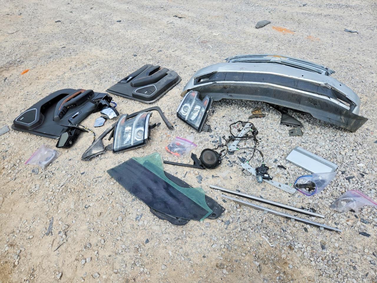 2016 Chevrolet Tahoe C1500 Ltz - zdjęcie 13