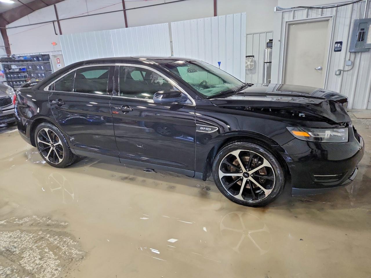 2016 Ford Taurus Sho - zdjęcie 4