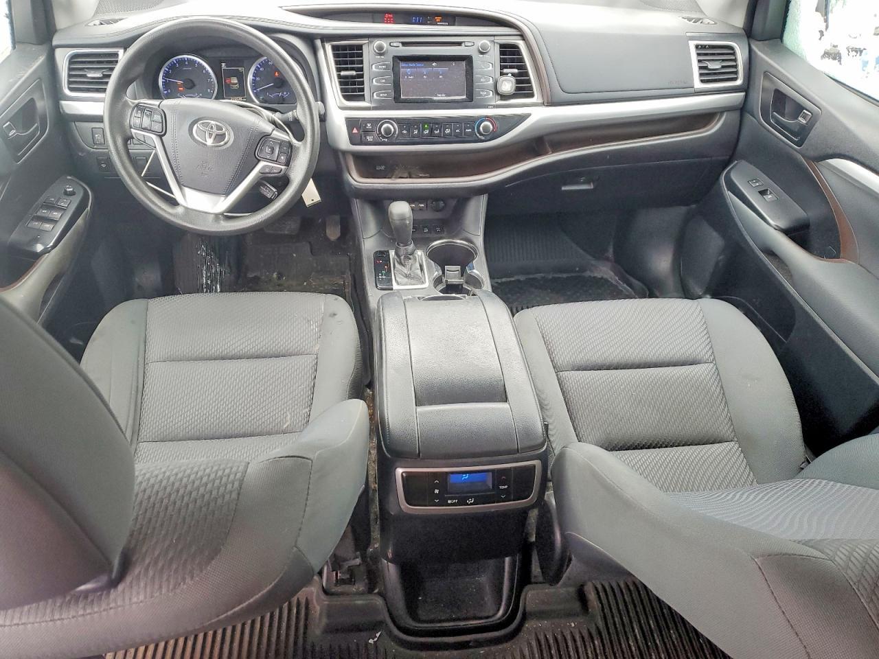 2019 Toyota Highlander Le - zdjęcie 8