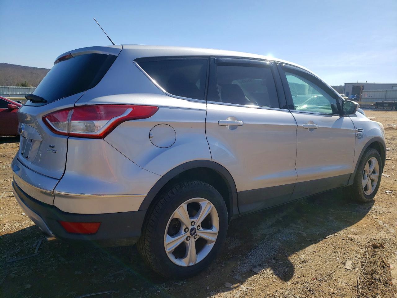 2015 Ford Escape - zdjęcie 3