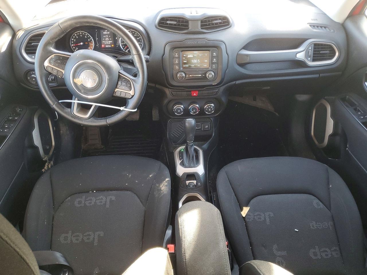 2015 Jeep Renegade Latitude - zdjęcie 8