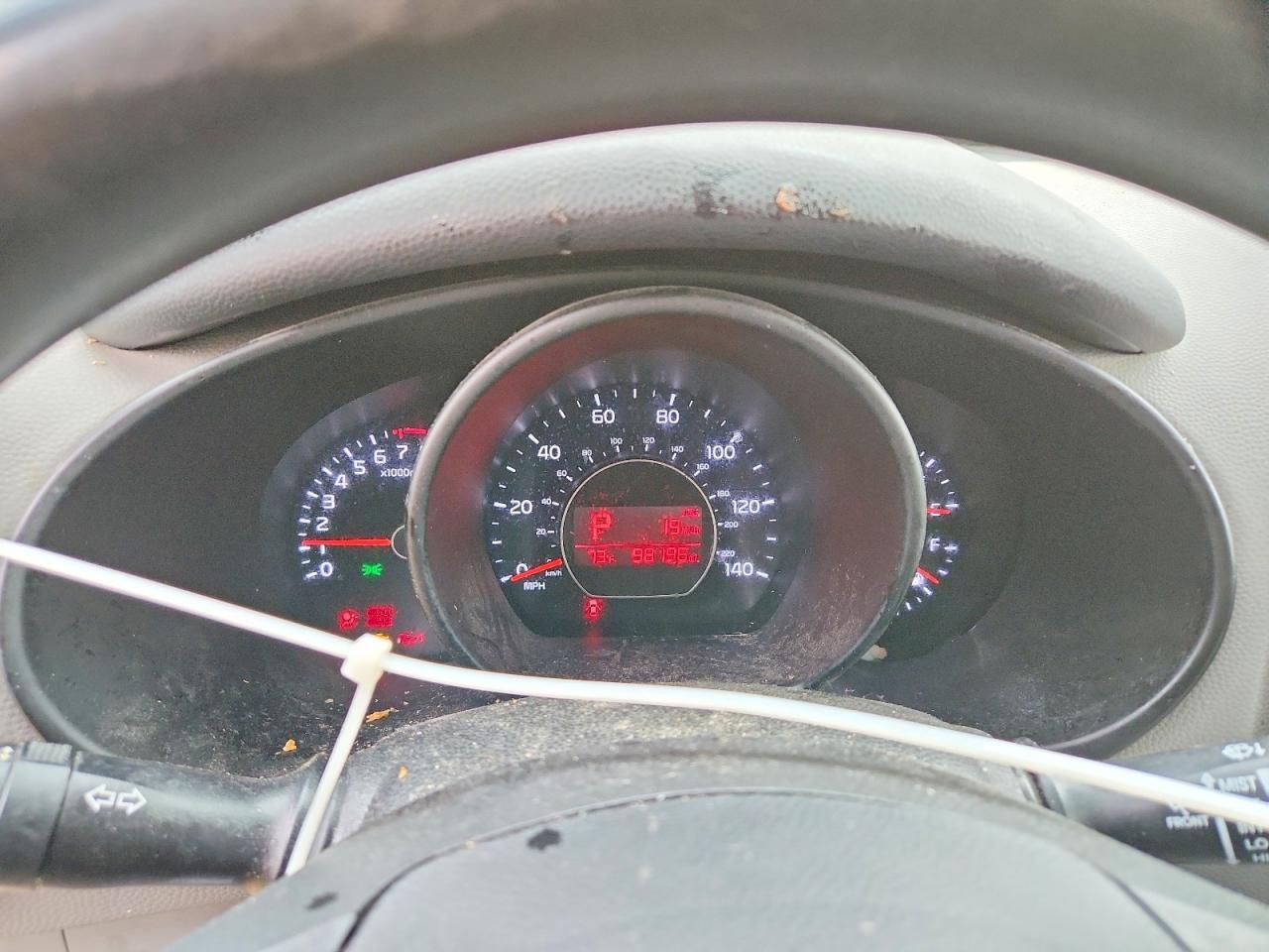 2017 Kia Soul Base - zdjęcie 9