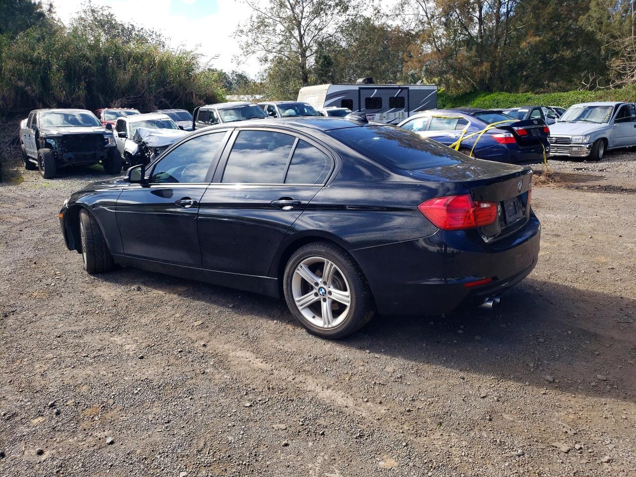 2013 BMW 328 I - zdjęcie 2