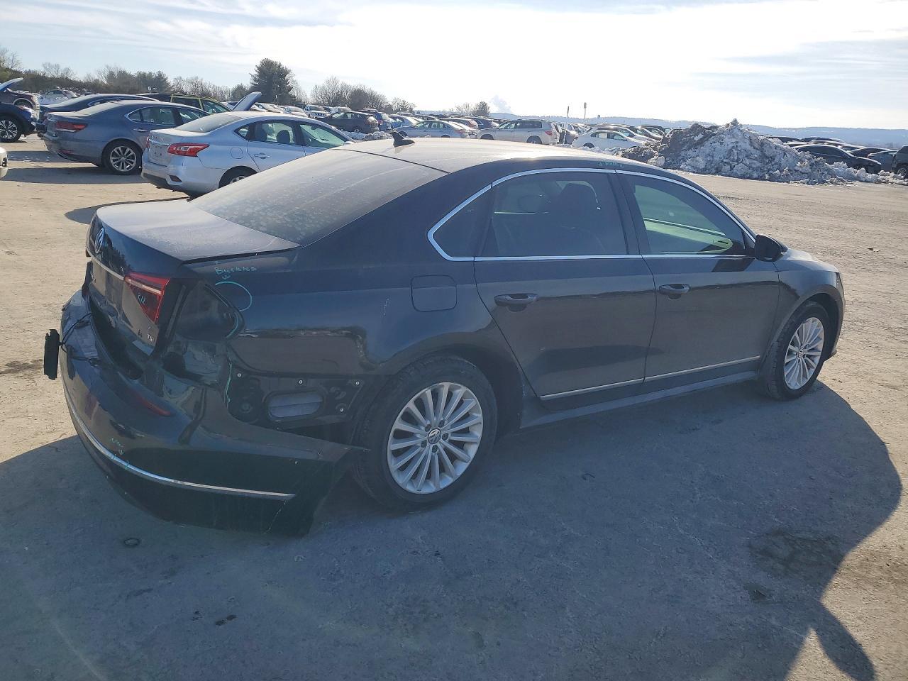 2017 Volkswagen Passat Se - zdjęcie 3