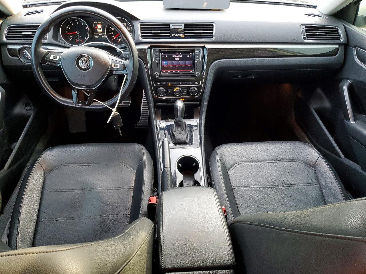 2019 Volkswagen Passat Se R-Line - zdjęcie 8