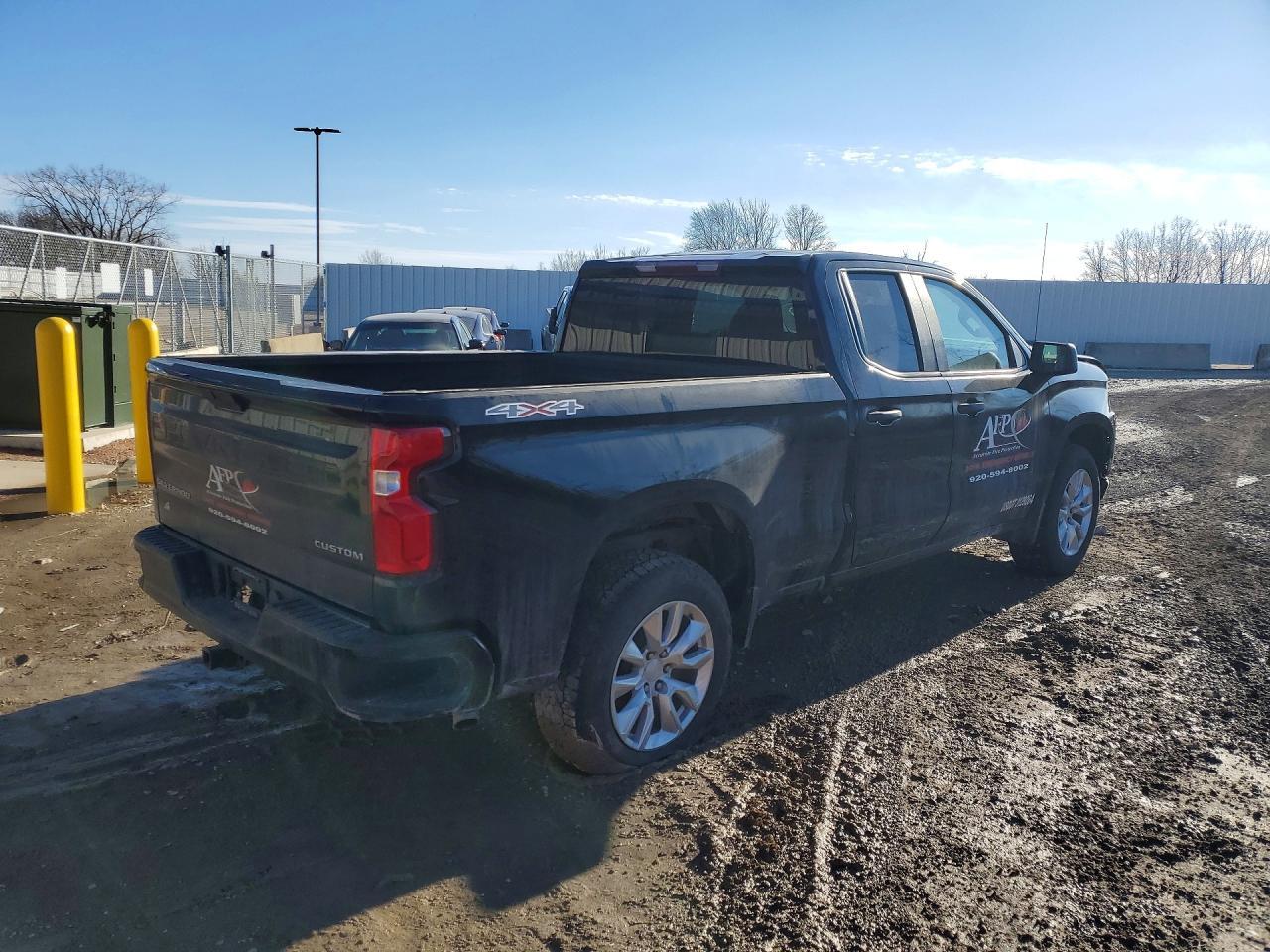 2020 Chevrolet Silverado K1500 Custom - zdjęcie 3