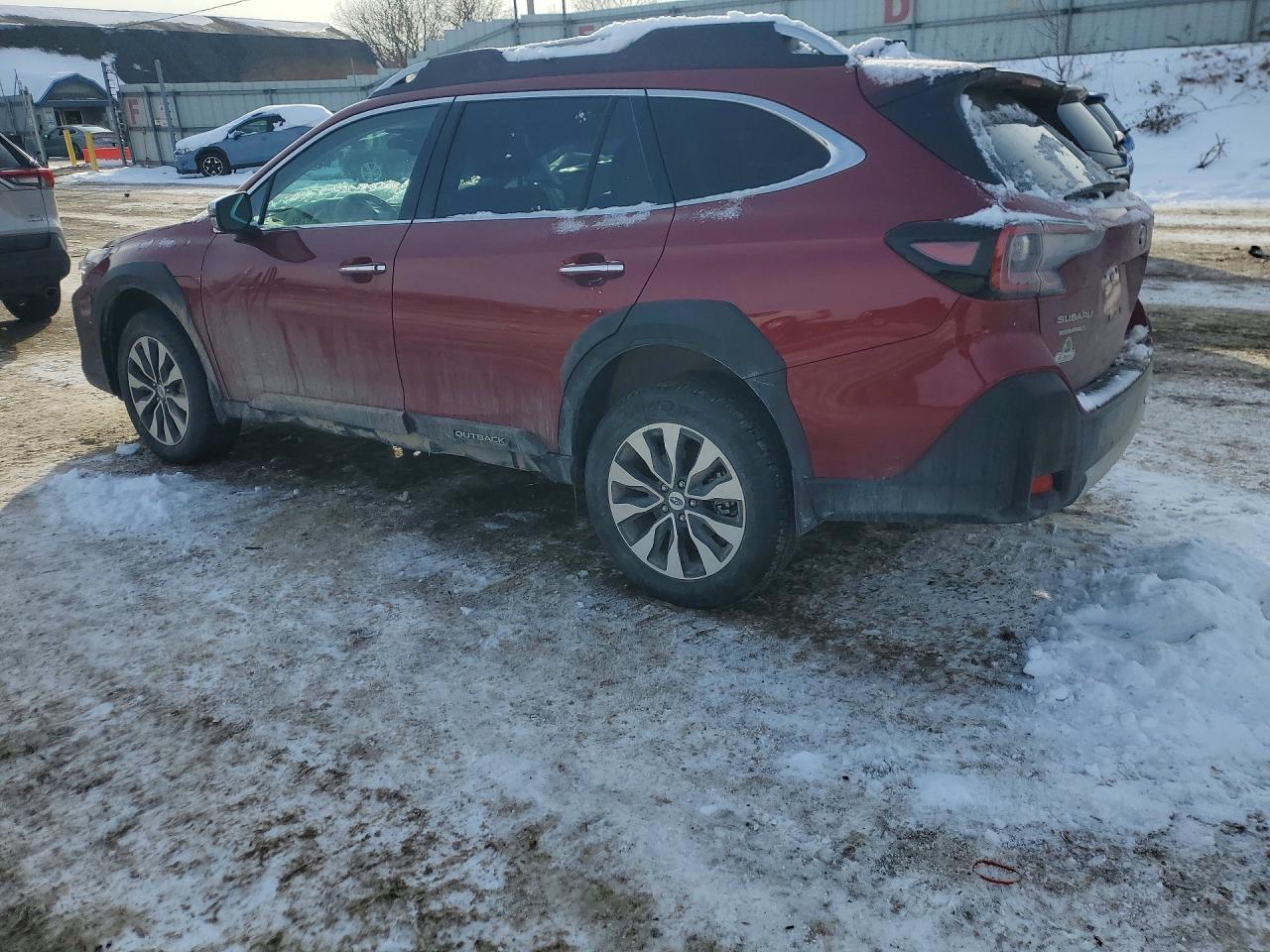 2025 Subaru Outback Touring - zdjęcie 2