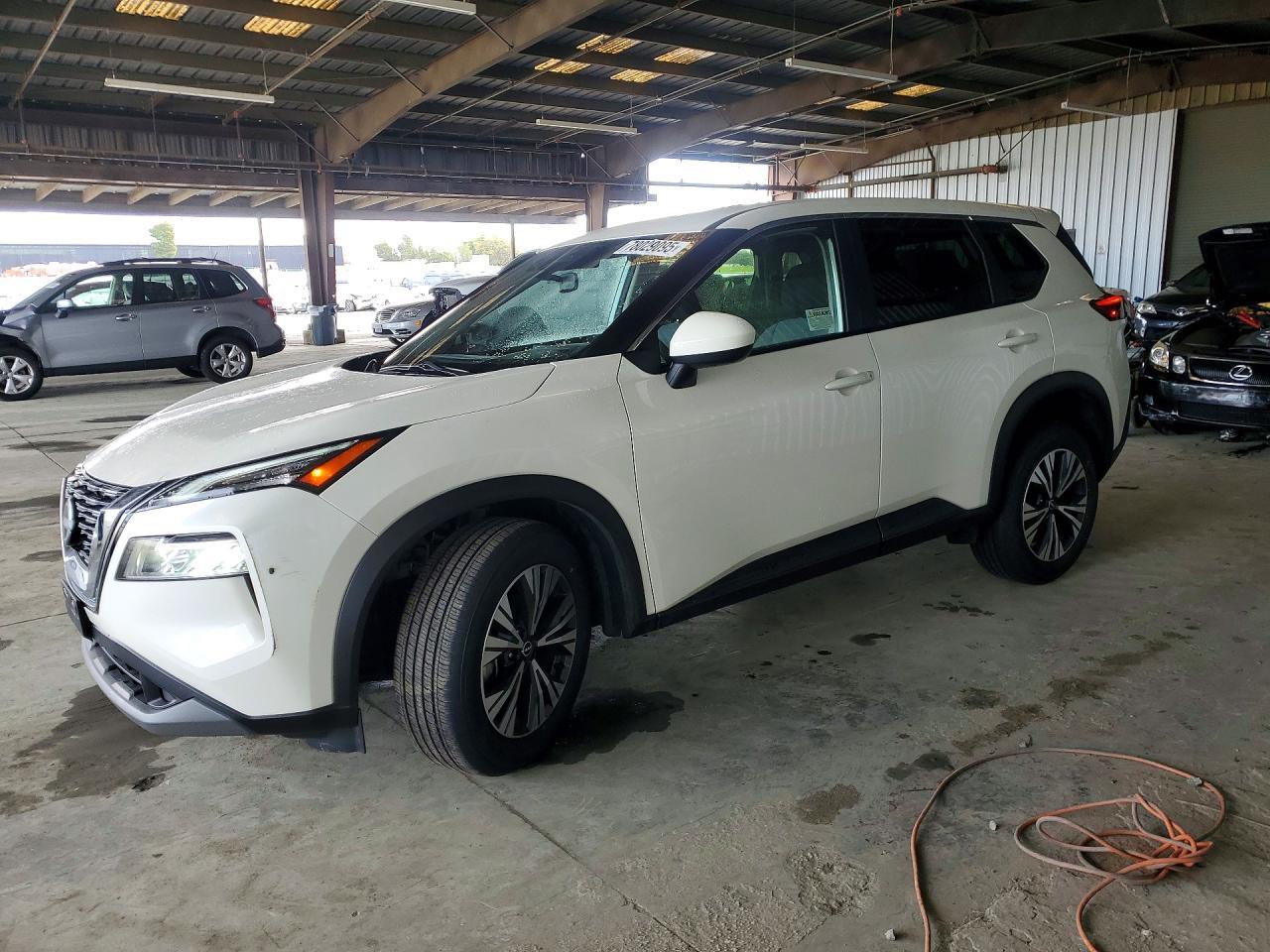 2023 Nissan Rogue Sv - zdjęcie główne