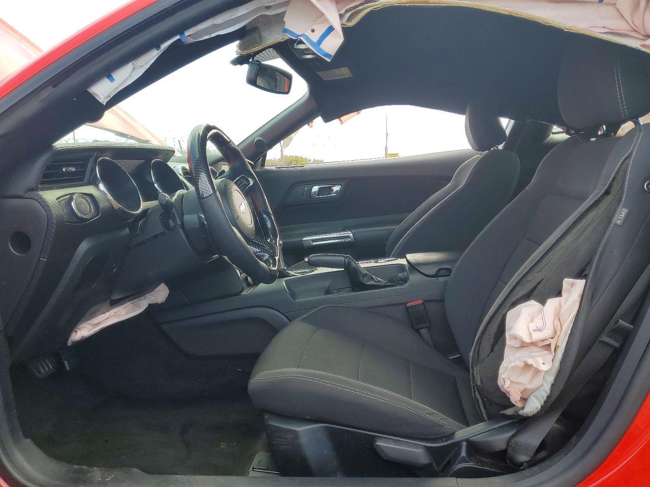 2016 Ford Mustang - zdjęcie 7