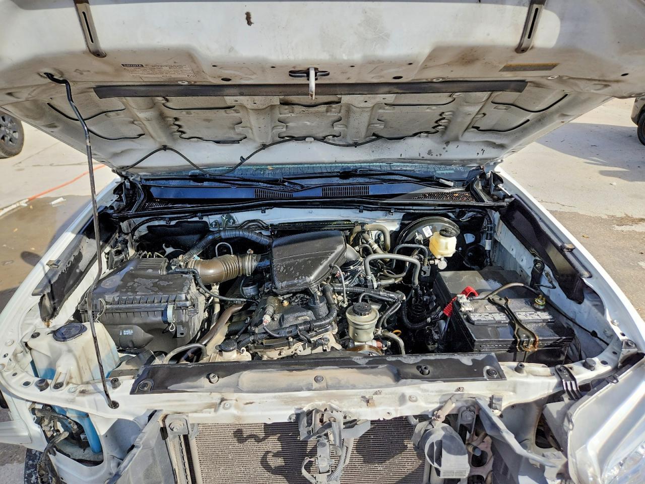 2021 Toyota Tacoma Sr - zdjęcie 11