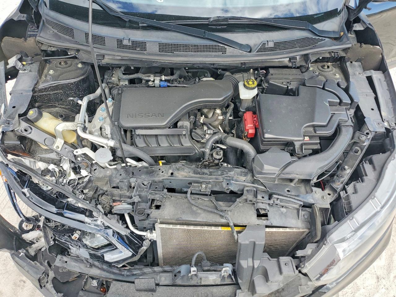 2020 Nissan Rogue Sport S - zdjęcie 12