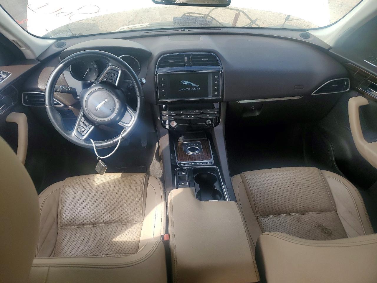2018 Jaguar F-Pace Prestige - zdjęcie 8