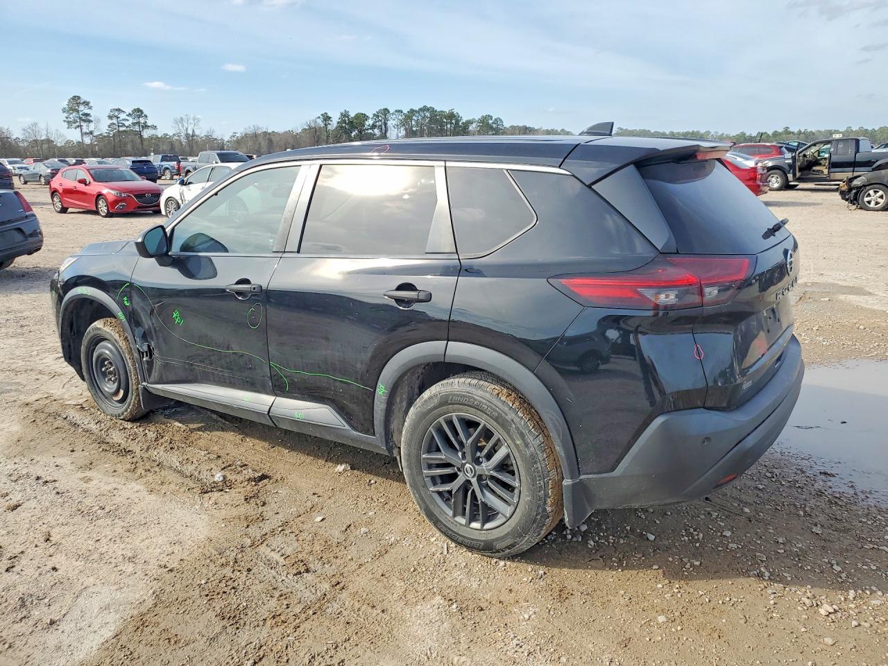 2021 Nissan Rogue S - zdjęcie 2