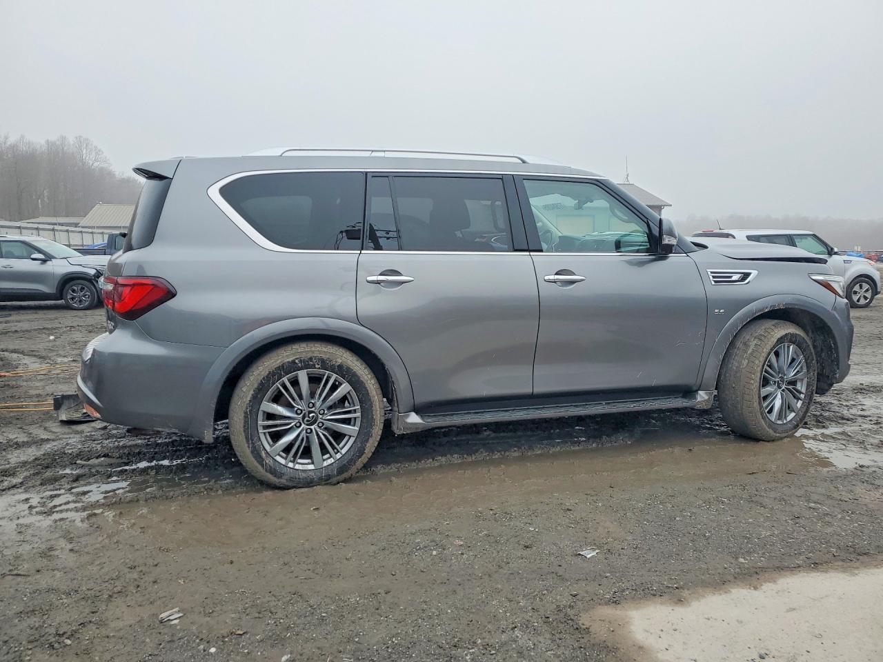 2020 Infiniti Qx80 Luxe - zdjęcie 3