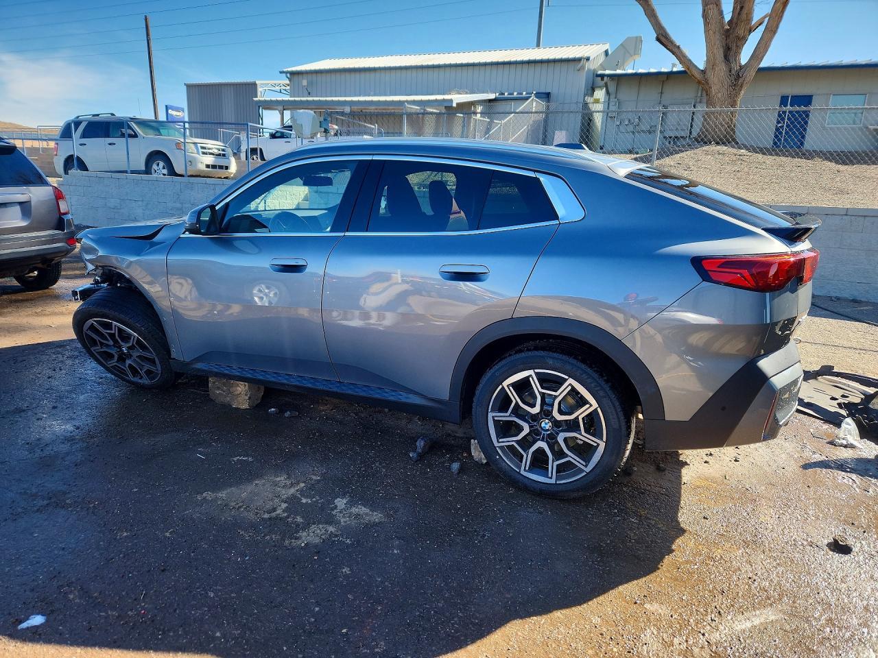 2025 BMW X2 xDrive28I - zdjęcie 2