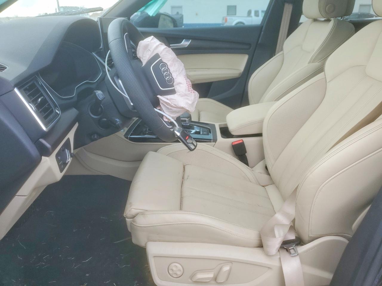 2025 Audi Q5 E Premium Plus 55 - zdjęcie 7