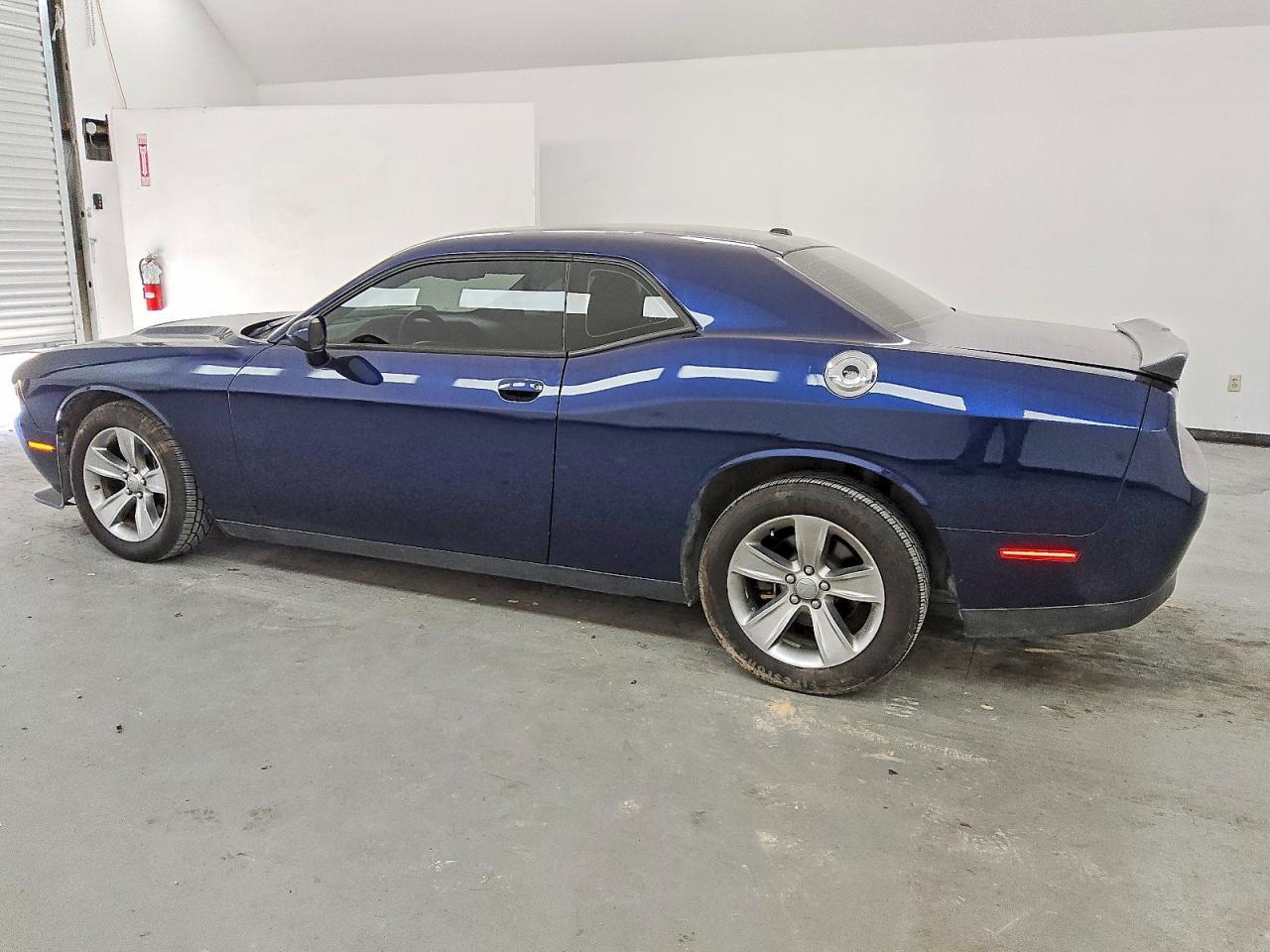 2015 Dodge Challenger Sxt - zdjęcie 2