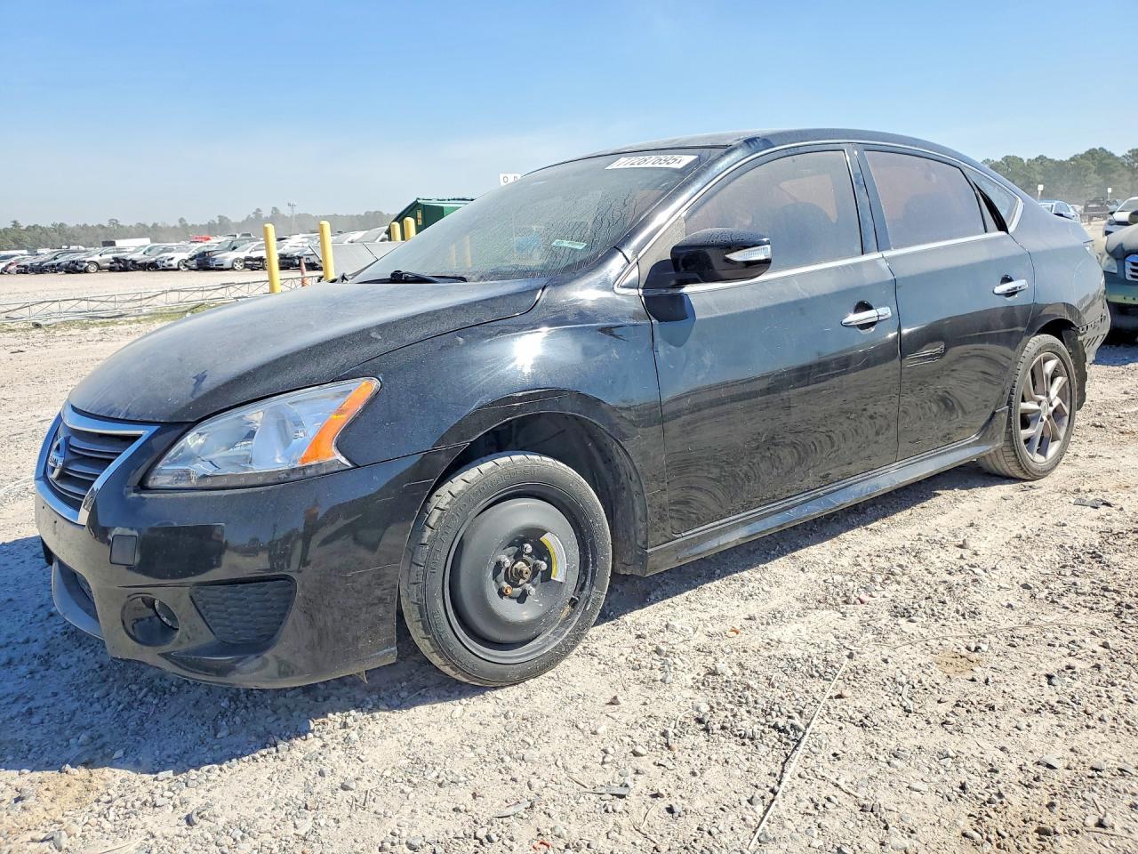 2015 Nissan Sentra S - zdjęcie główne