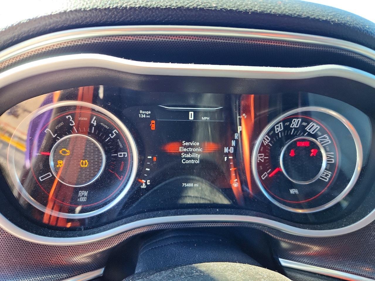 2016 Dodge Challenger Sxt - zdjęcie 9