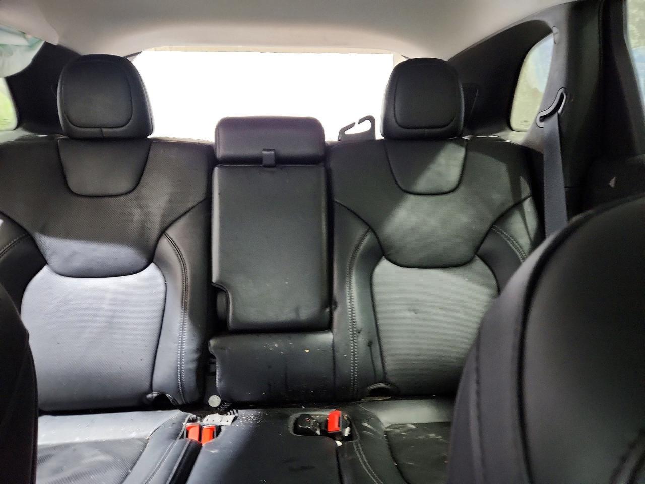 2022 Jeep Cherokee Latitude Lux - zdjęcie 10