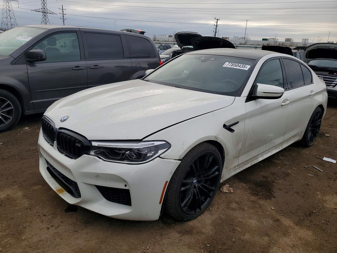 2019 BMW M5 - zdjęcie główne