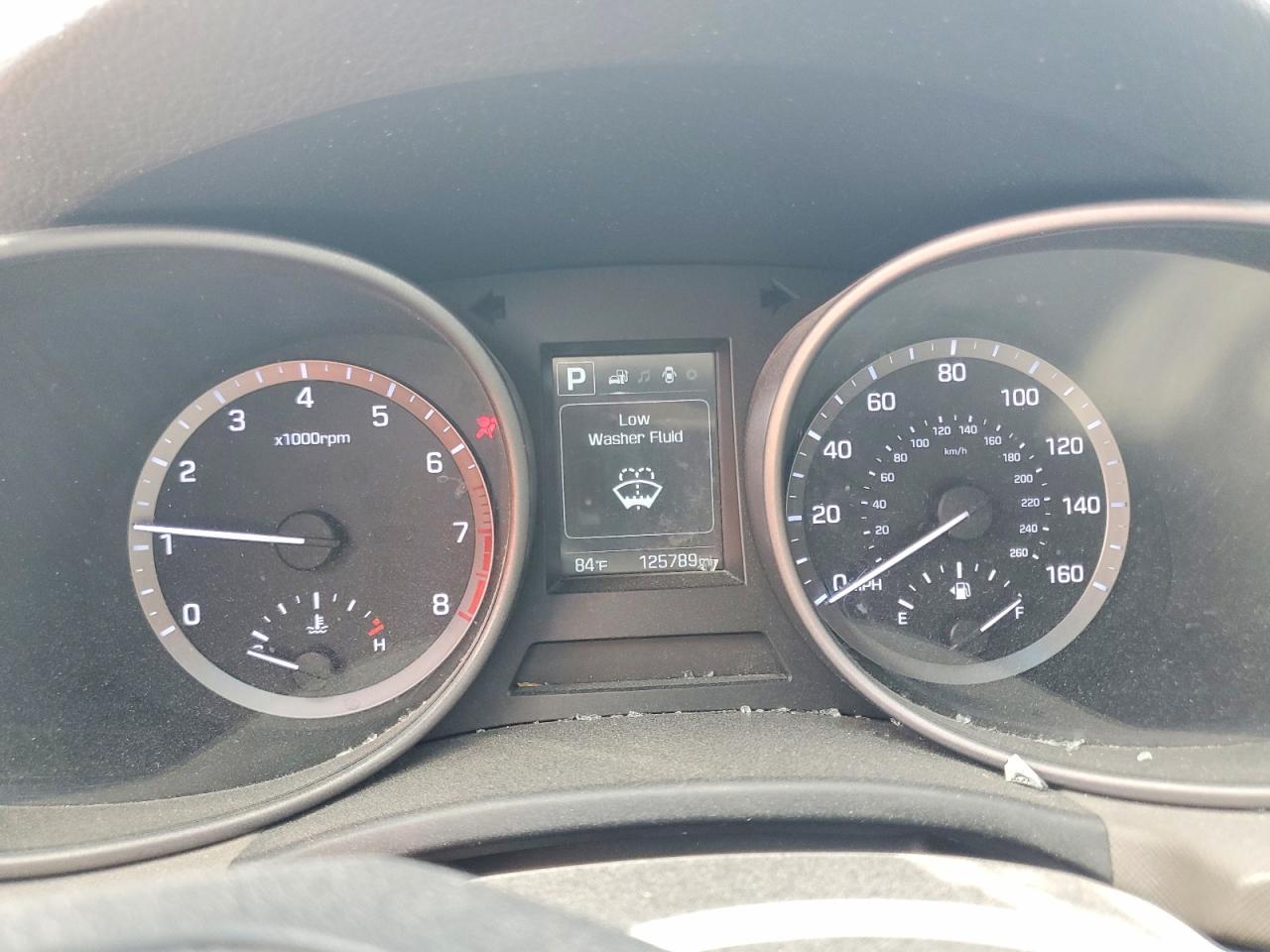 2017 Hyundai Santa Fe Sport 2.4L - zdjęcie 9