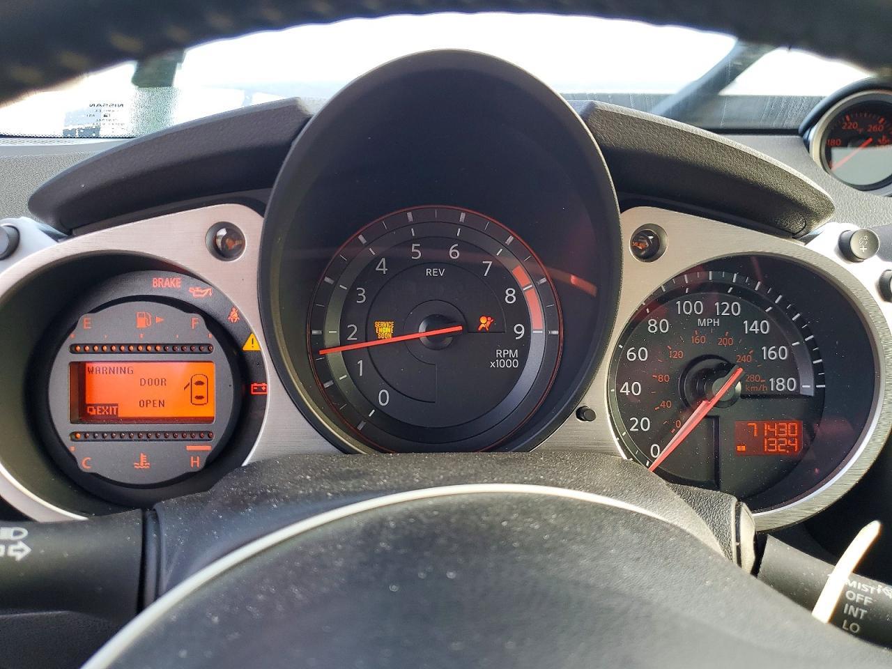 2014 Nissan 370Z Base - zdjęcie 9