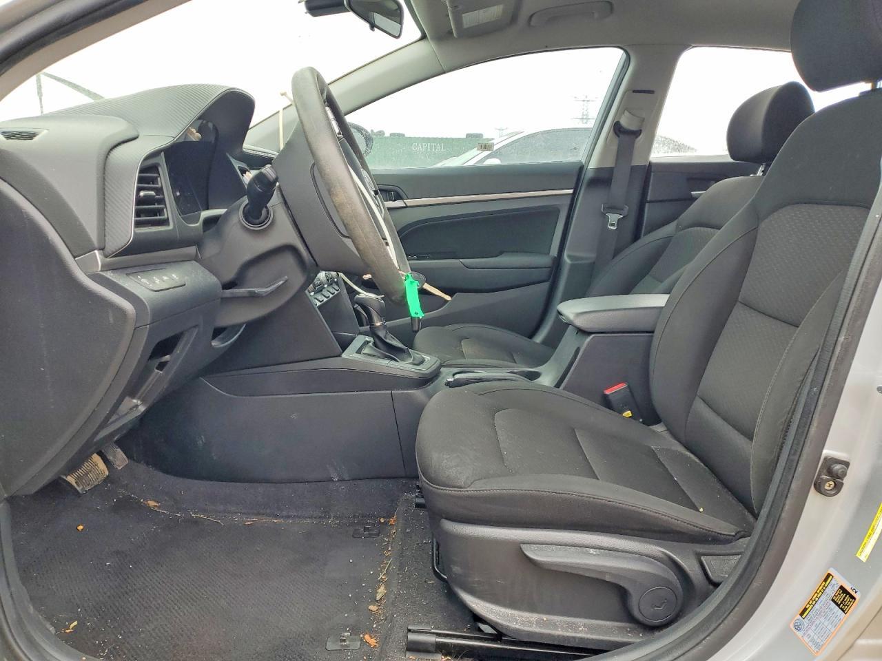 2020 Hyundai Elantra Sel - zdjęcie 7