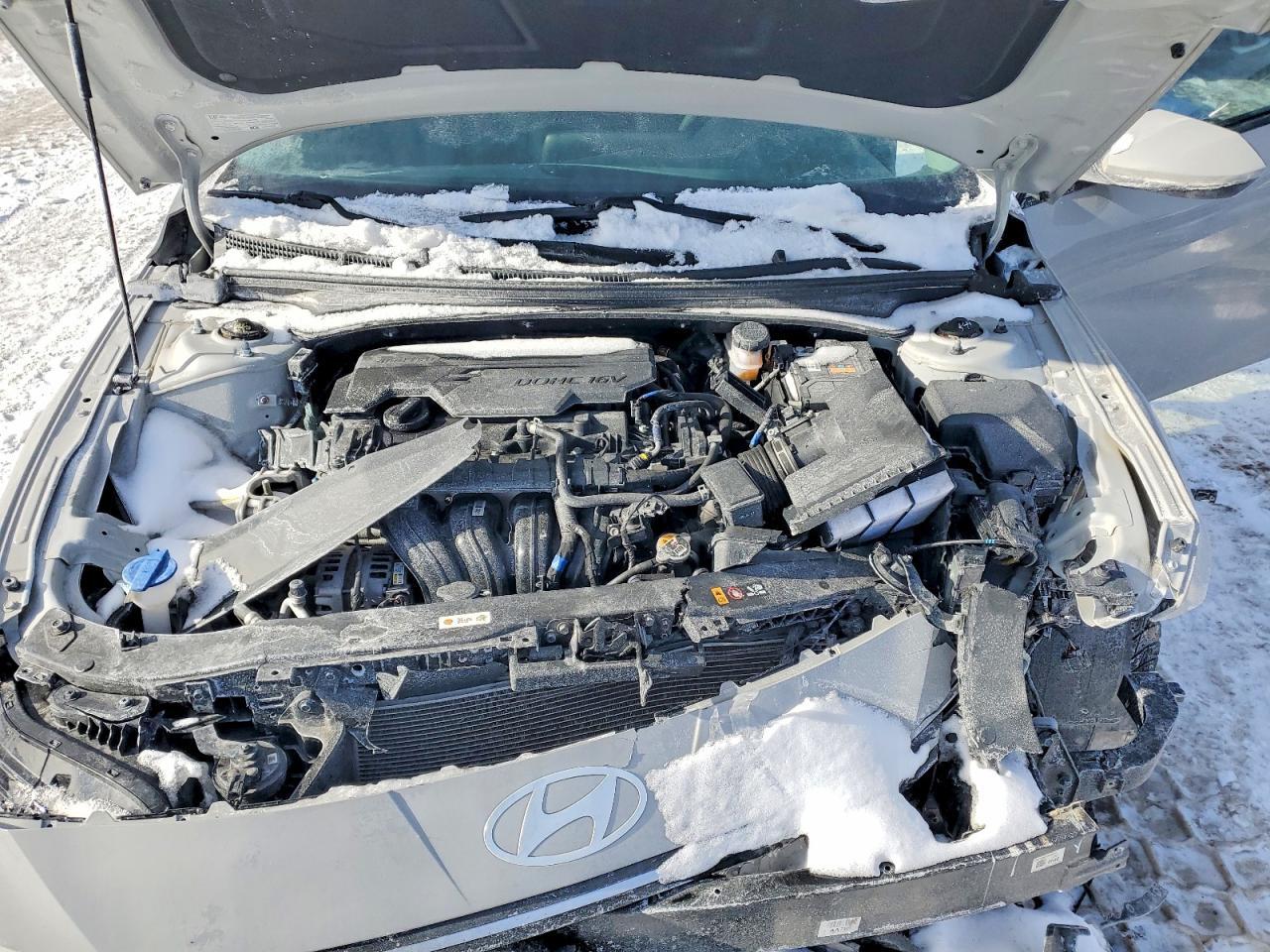 2024 Hyundai Elantra Sel - zdjęcie 11