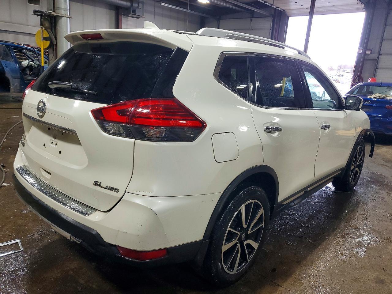 2017 Nissan Rogue Sl - zdjęcie 3
