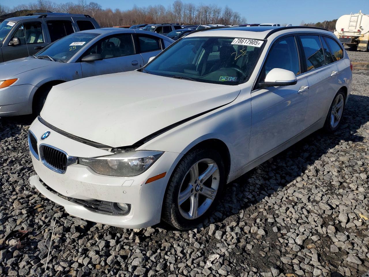 2015 BMW 328 Xi - zdjęcie główne