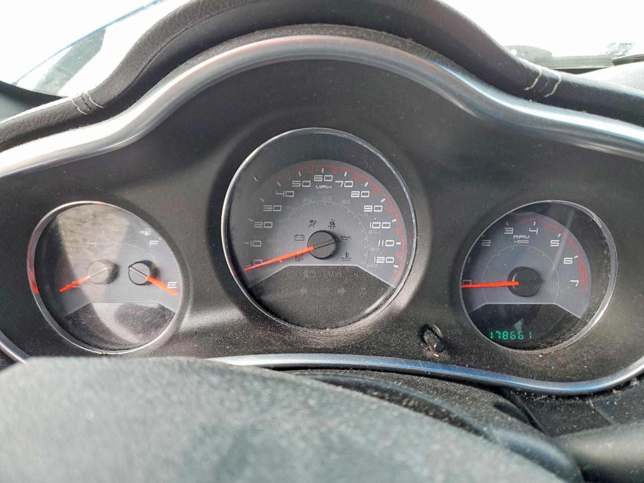 2013 Dodge Avenger Se - zdjęcie 9