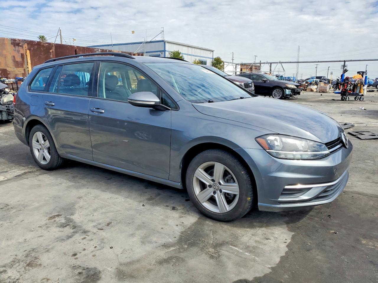 2018 Volkswagen Golf Sportwagen S - zdjęcie 4