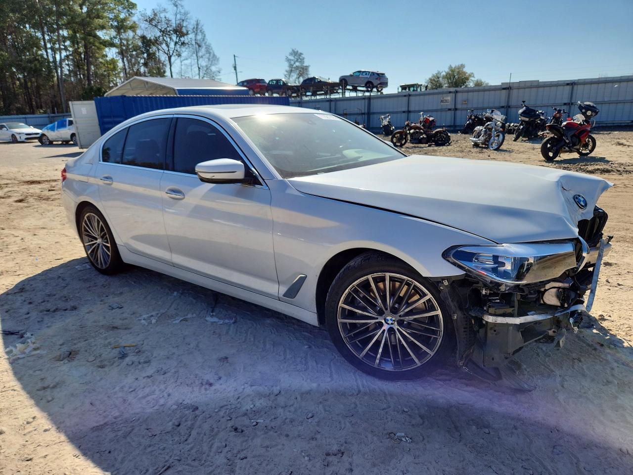 2018 BMW 530 I - zdjęcie 4