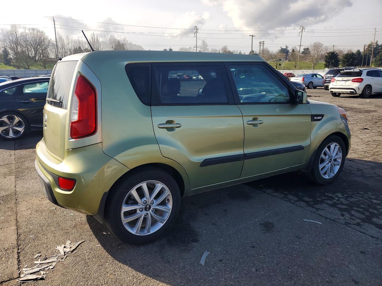 2013 Kia Soul Base - zdjęcie 3