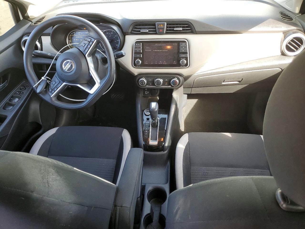 2020 Nissan Versa Sv - zdjęcie 8