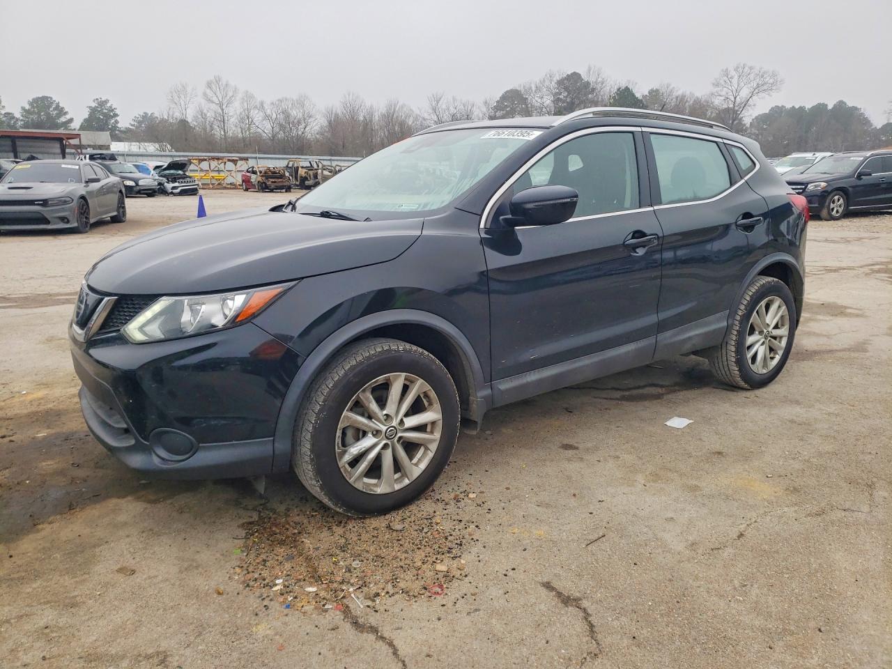 2019 Niss Rogue Sport S - zdjęcie główne