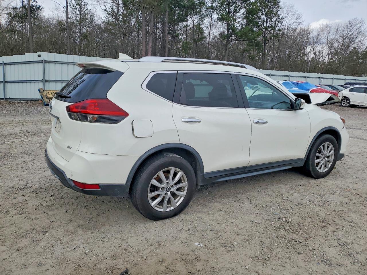 2019 Nissan Rogue Sv - zdjęcie 3