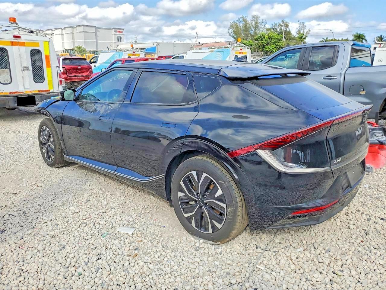 2024 Kia Ev6 Wind - zdjęcie 2