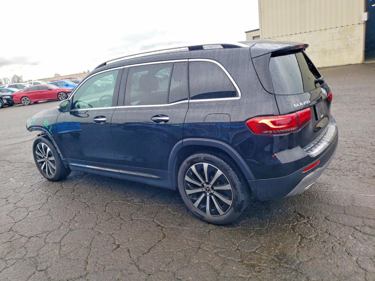 2022 Mercedes-Benz Glb 250 4Matic - zdjęcie 2