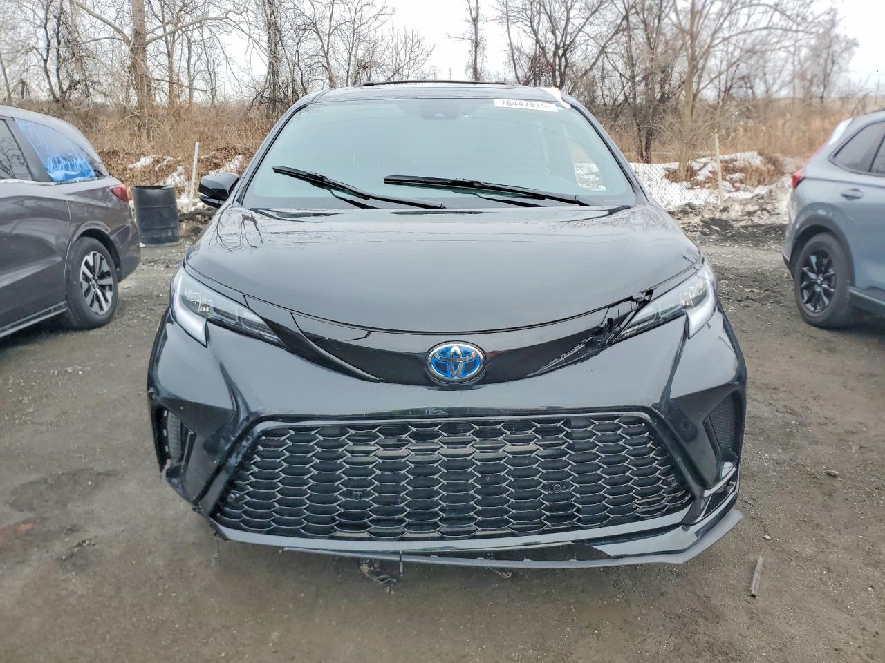 2025 Toyota Sienna - zdjęcie 5