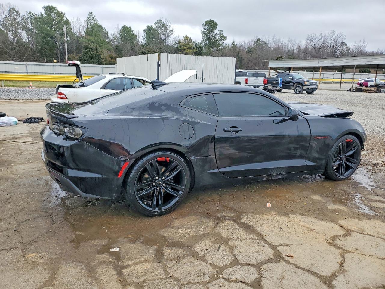 2021 Chevrolet Camaro Ls - zdjęcie 3