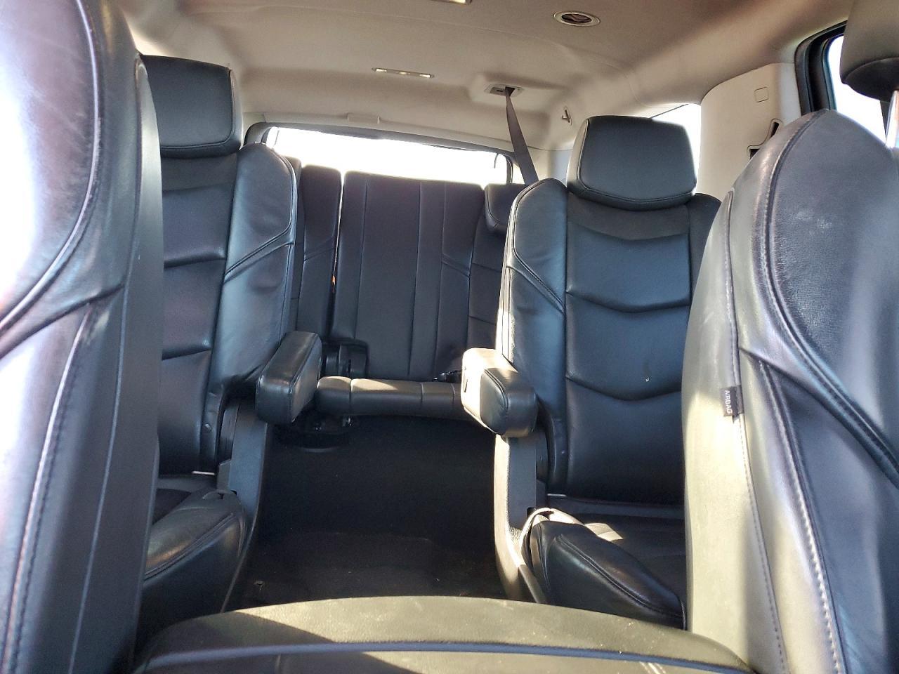 2019 Cadillac Escalade Esv Luxury - zdjęcie 10