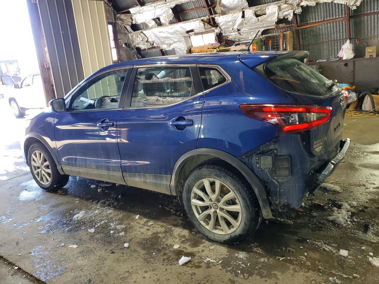 2022 Nissan Rogue Sport S - zdjęcie 2