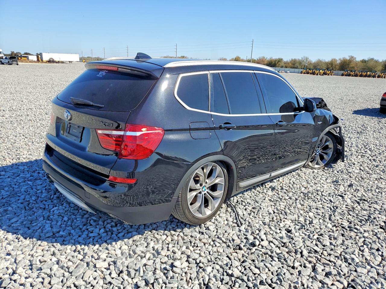 2017 BMW X3 Sdrive28I - zdjęcie 3