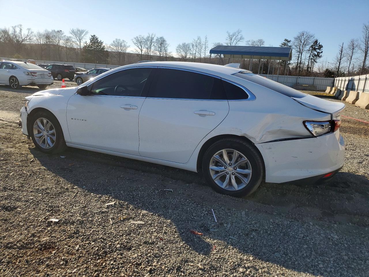 2024 Chevrolet Malibu Lt - zdjęcie 2