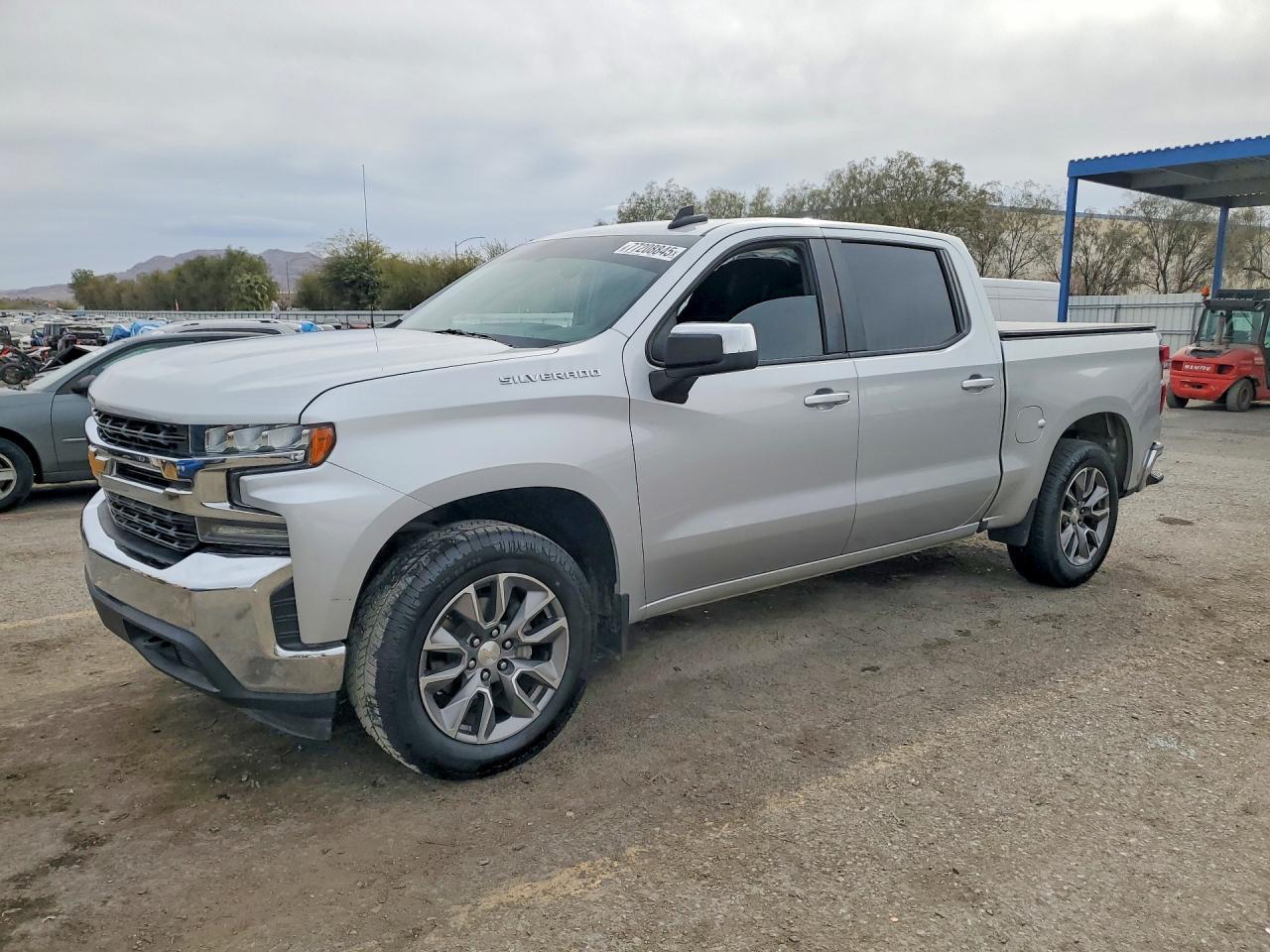 2020 Chevrolet Silverado K1500 Lt - zdjęcie główne